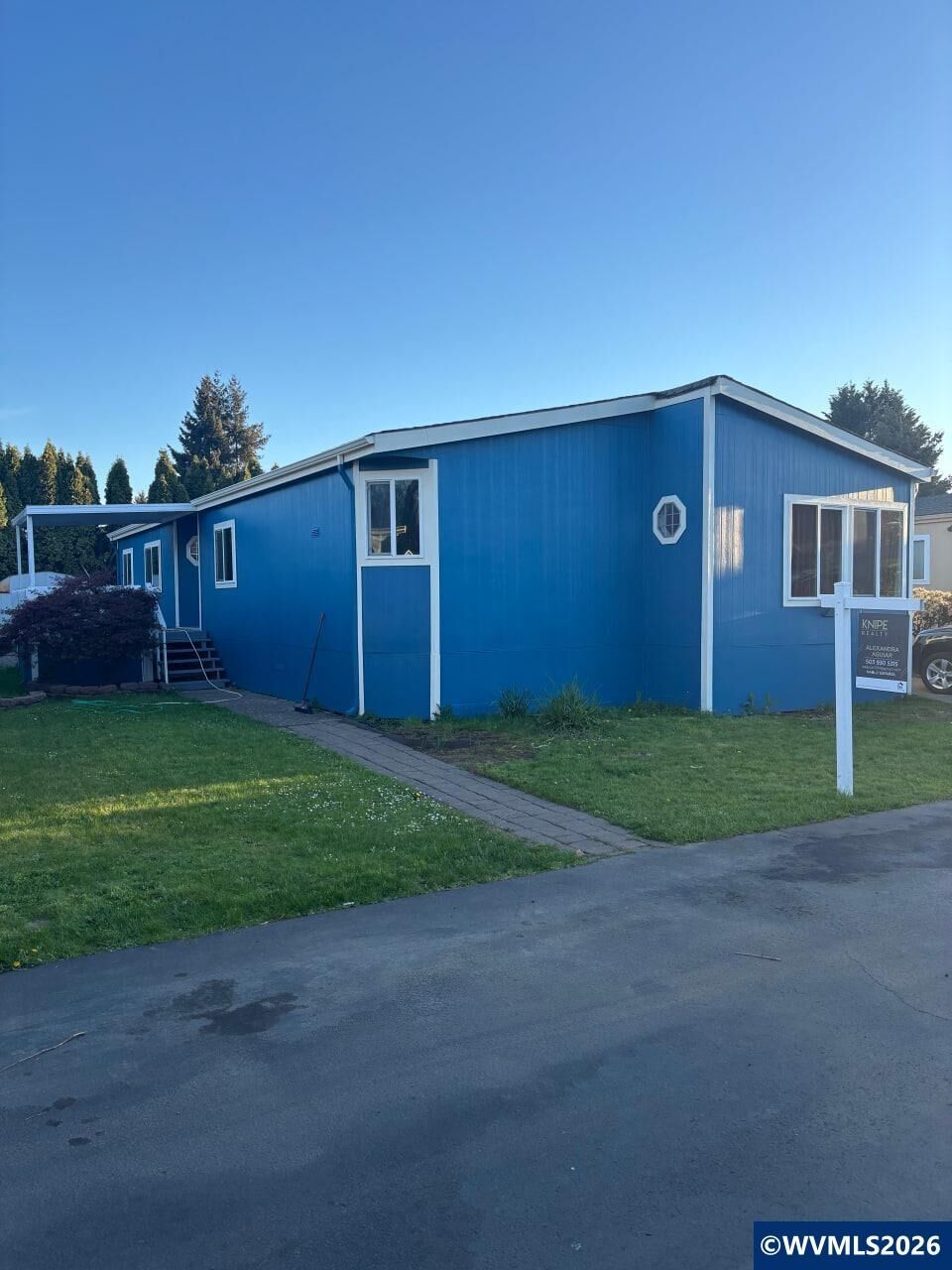 Property Photo:  1400 Candlelight #174 Dr 174  OR 97402 