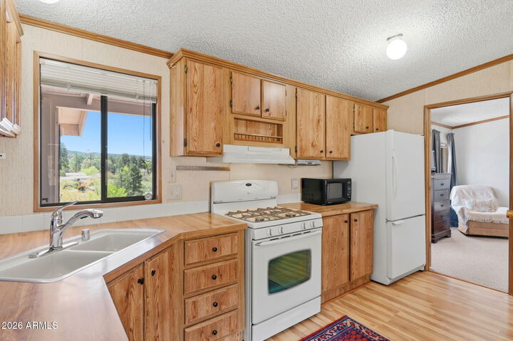 Property Photo:  2190 Hillside Terrace Road  AZ 86301 