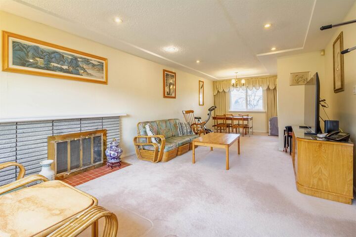 Property Photo: 4645 Charlotte Court BC V5G 3V1