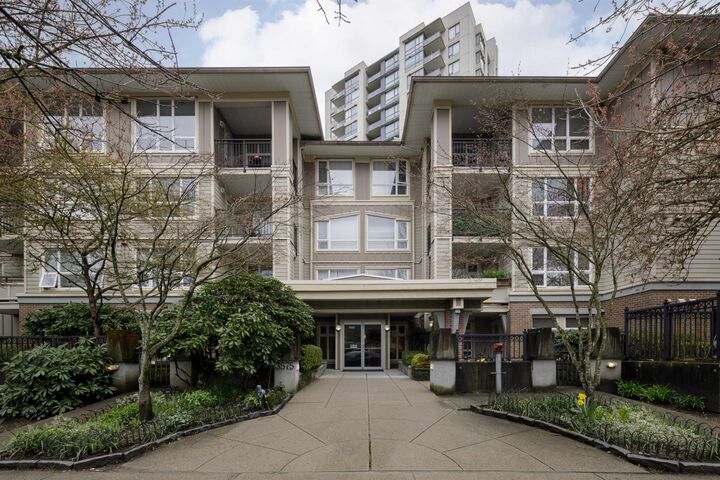 3575 Euclid Avenue 214 — photo 1