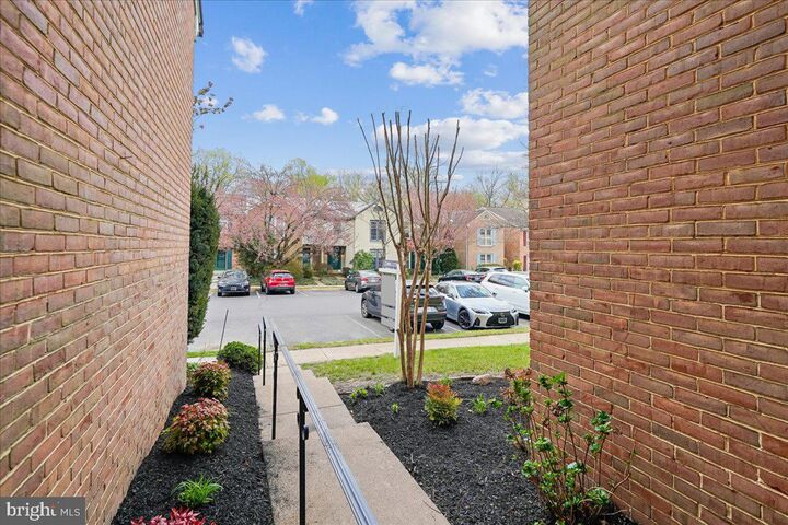 Property Photo:  2018 Highboro Way  VA 22043 