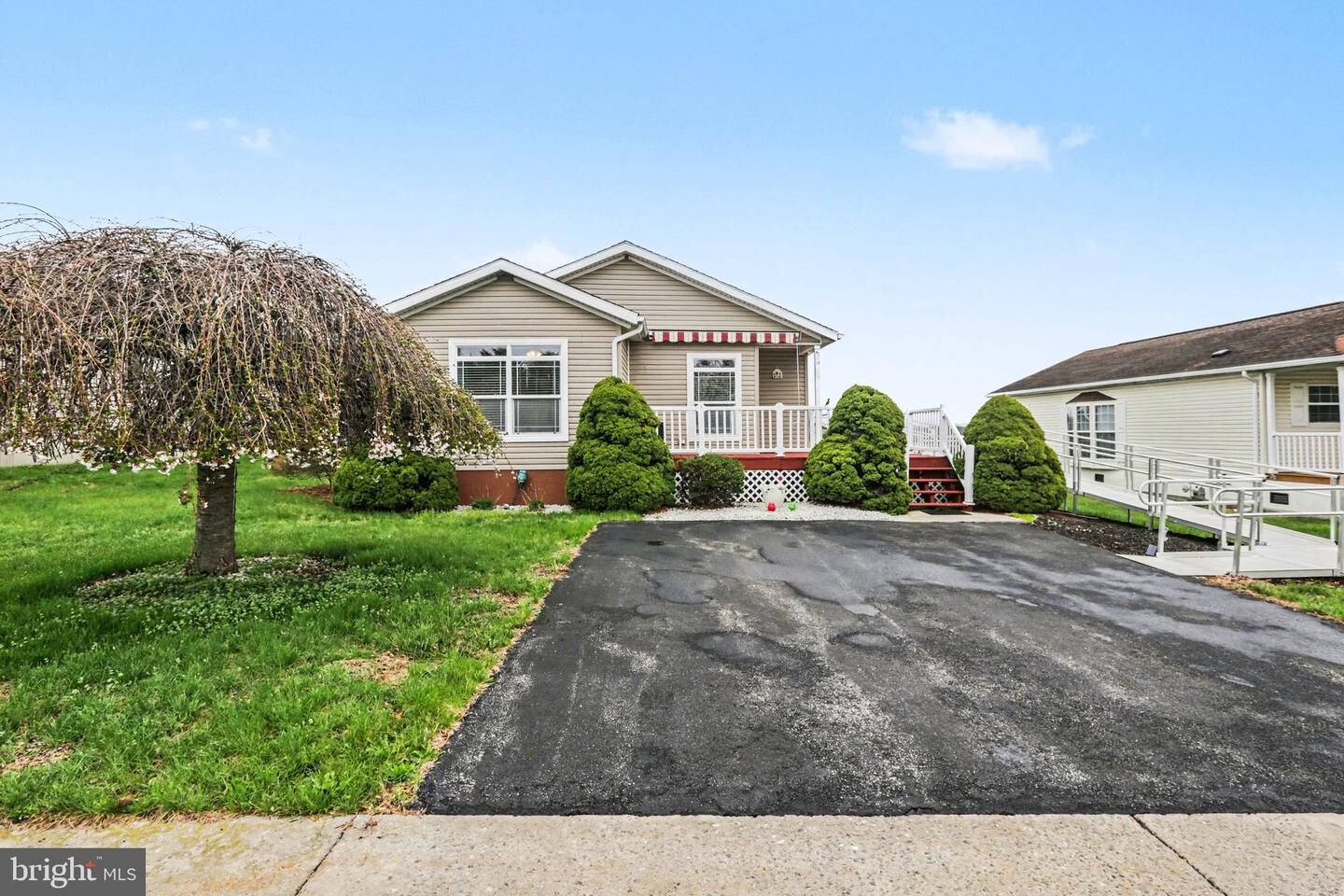 Property Photo:  121 Oriole Drive  PA 17013 