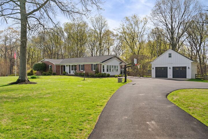 Property Photo:  19728 Gleedsville Road  VA 20175 