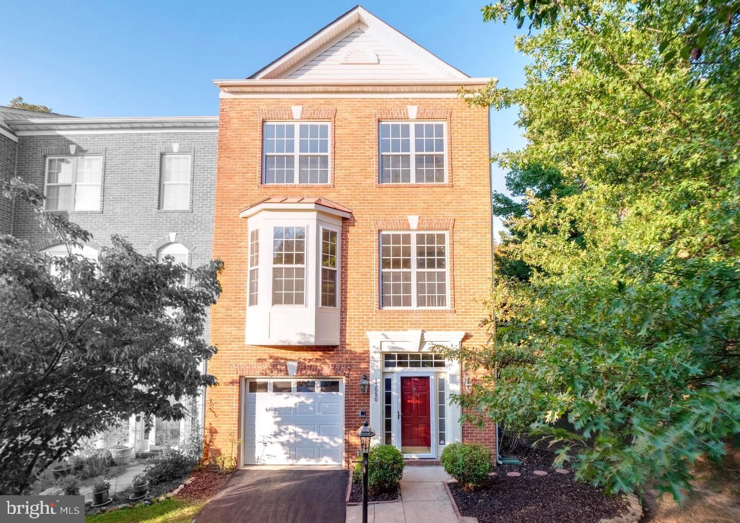 Property Photo: 13080 Park Crescent Circle VA 20171