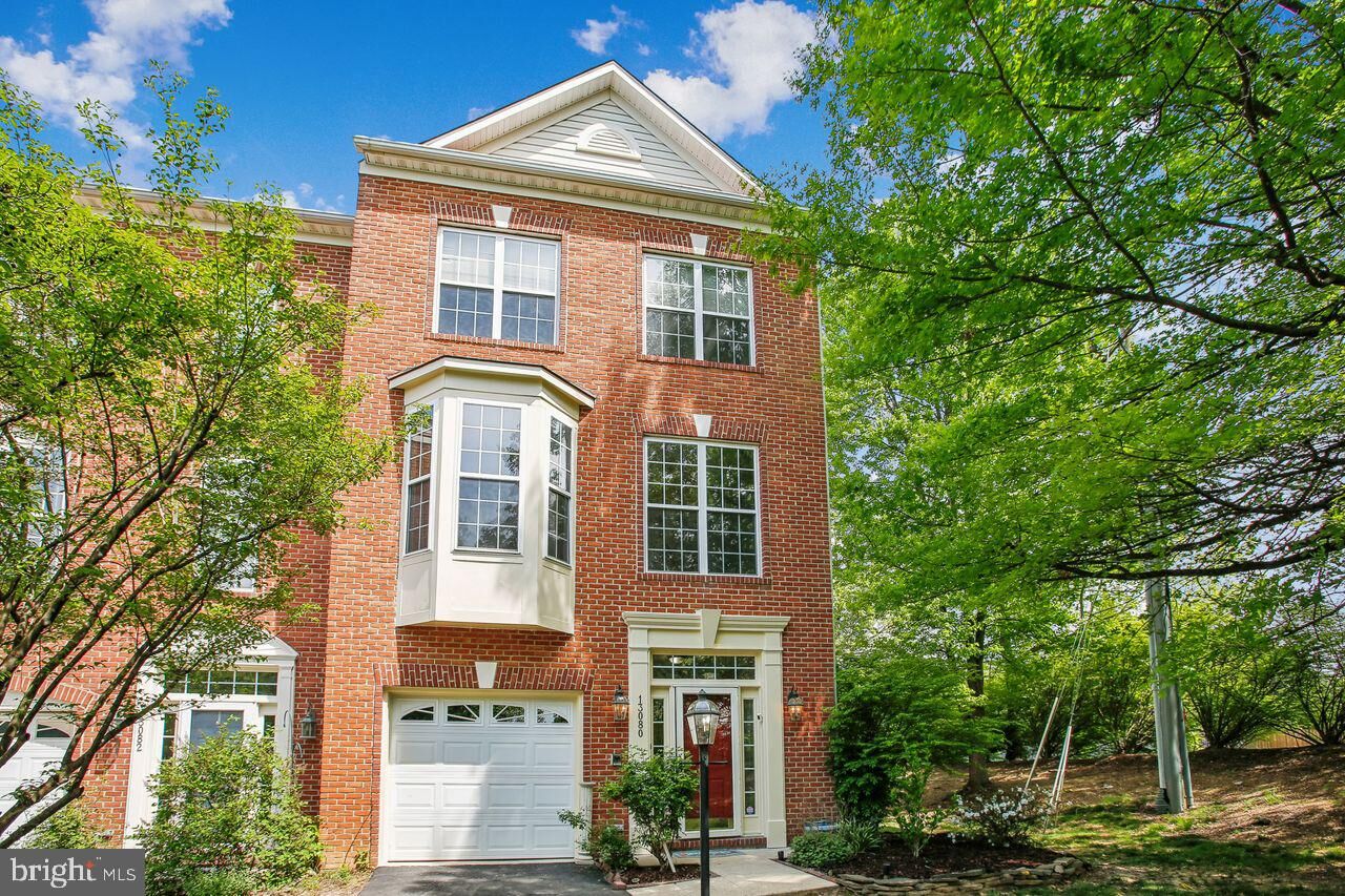 Property Photo:  13080 Park Crescent Circle  VA 20171 