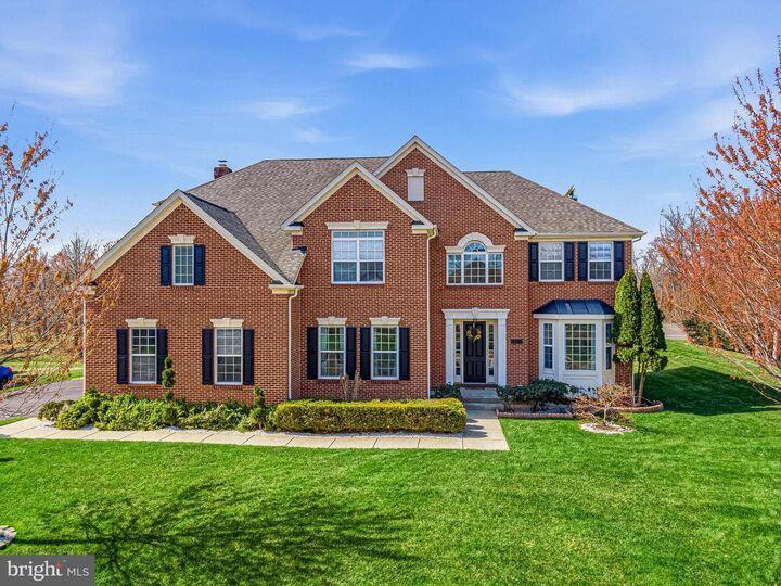 Property Photo:  24531 Fishermans Pond Court  VA 20105 