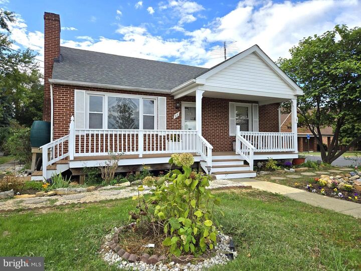 Property Photo:  513 Van Fossen Street  VA 22601 