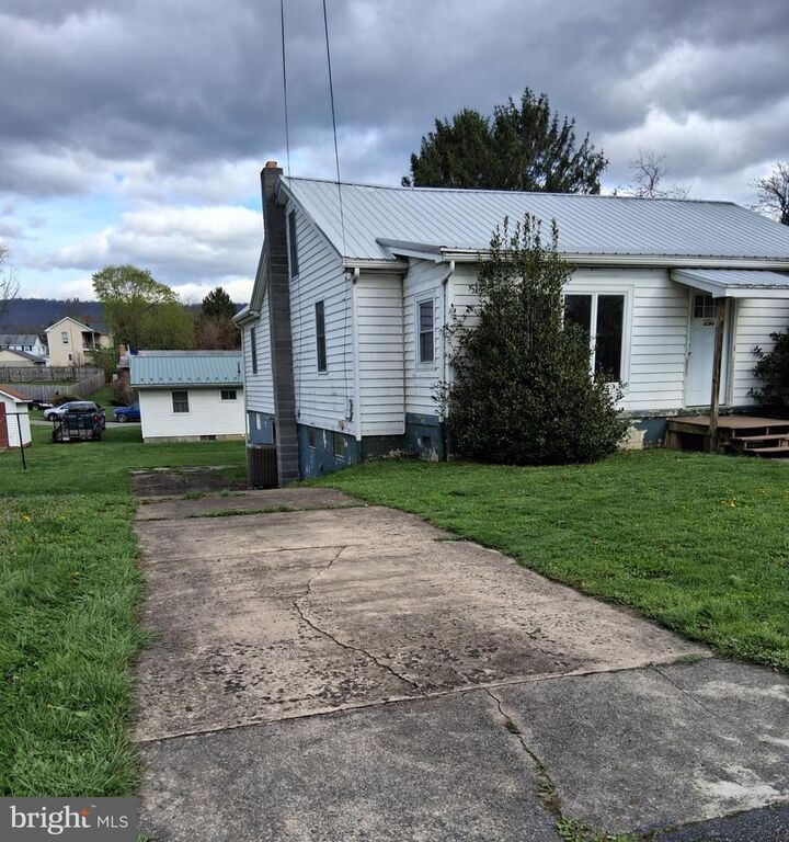 Property Photo:  256 Blackiston Avenue  MD 21502 