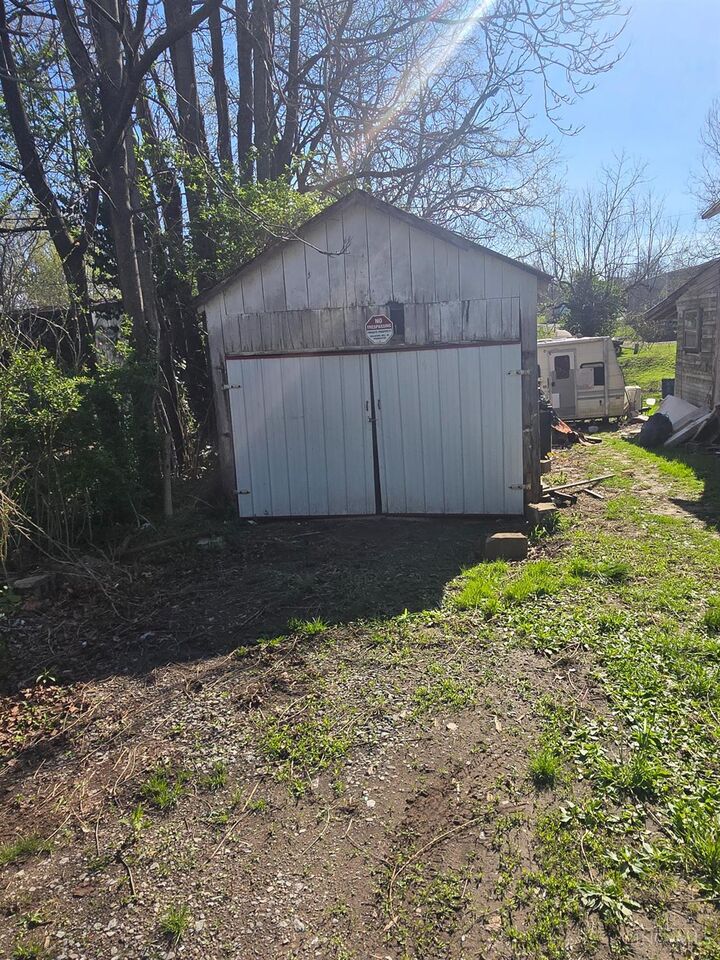 Property Photo:  216 N Columbus Street  OH 45168 