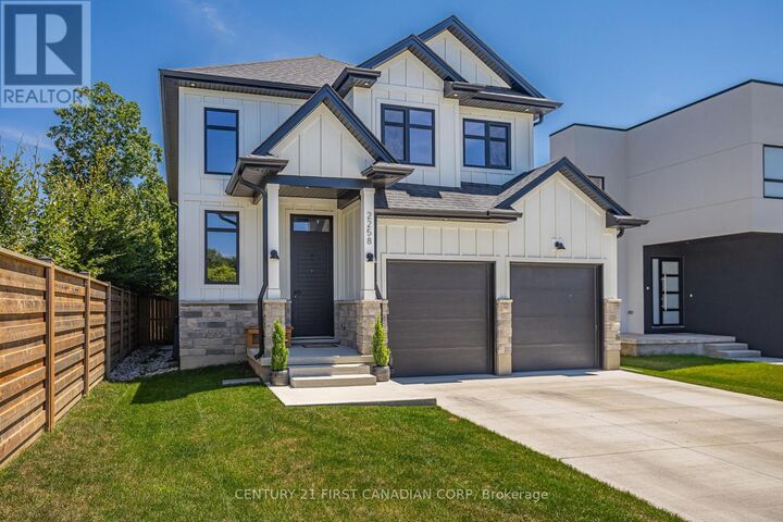 Photo de la propriété: 2258 Wickerson Road ON N6K 0C3