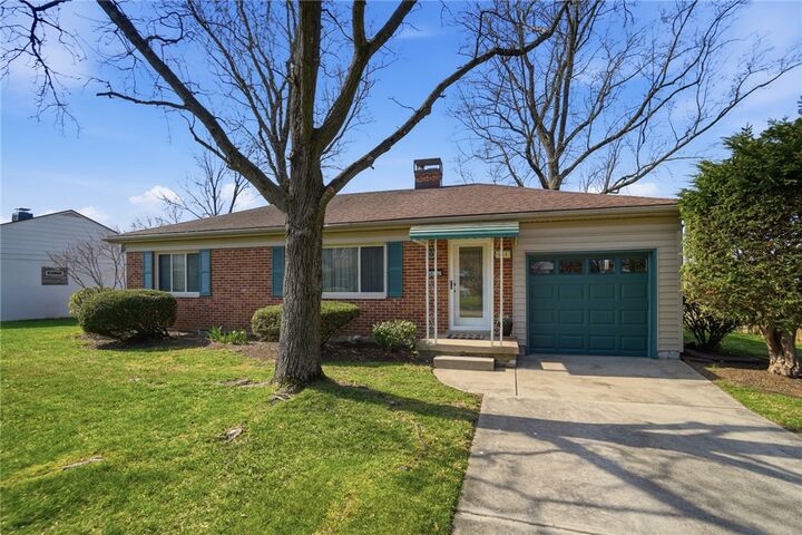 Property Photo: 614 Lamont Drive OH 45429