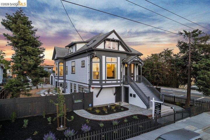 Property Photo:  2602 Adeline St  CA 94607 