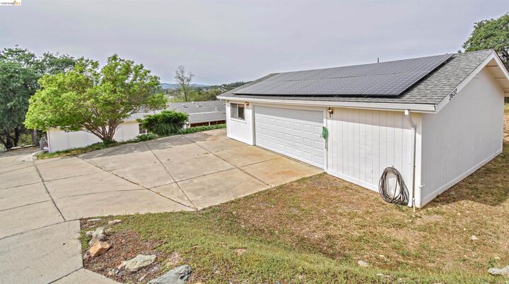 Property Photo:  3622 Snowbird Ct.  CA 95228 