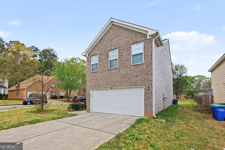 Property Photo: 2204 Creel Road GA 30349