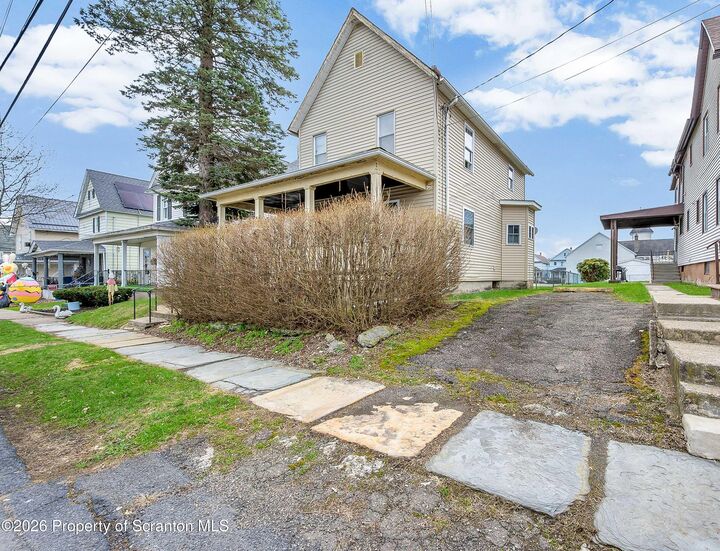 Property Photo: 1535 Bulwer Street PA 18504