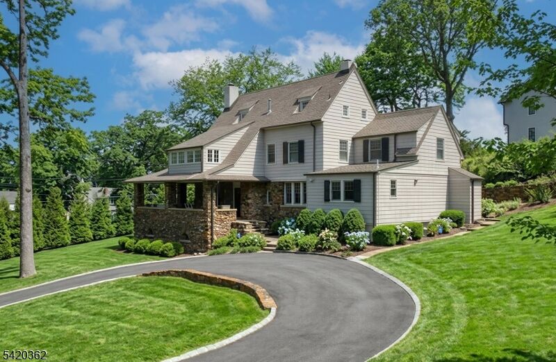 Property Photo:  129 Watchung Ave  NJ 07928 