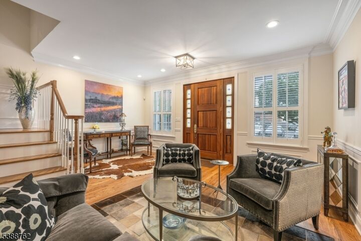 Property Photo:  23 Community Pl  NJ 07960 