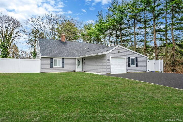 Property Photo: 157 Serpentine Lane NY 11749