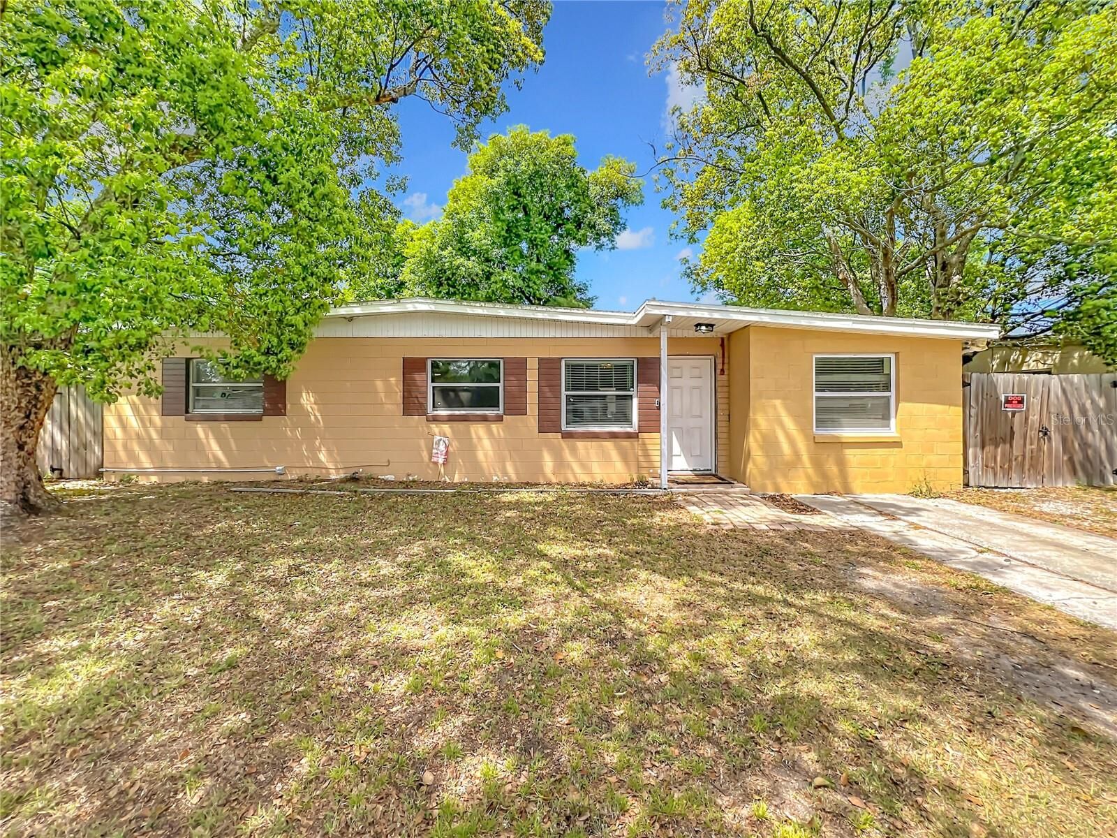 Property Photo: 710 Suzette Drive FL 34761
