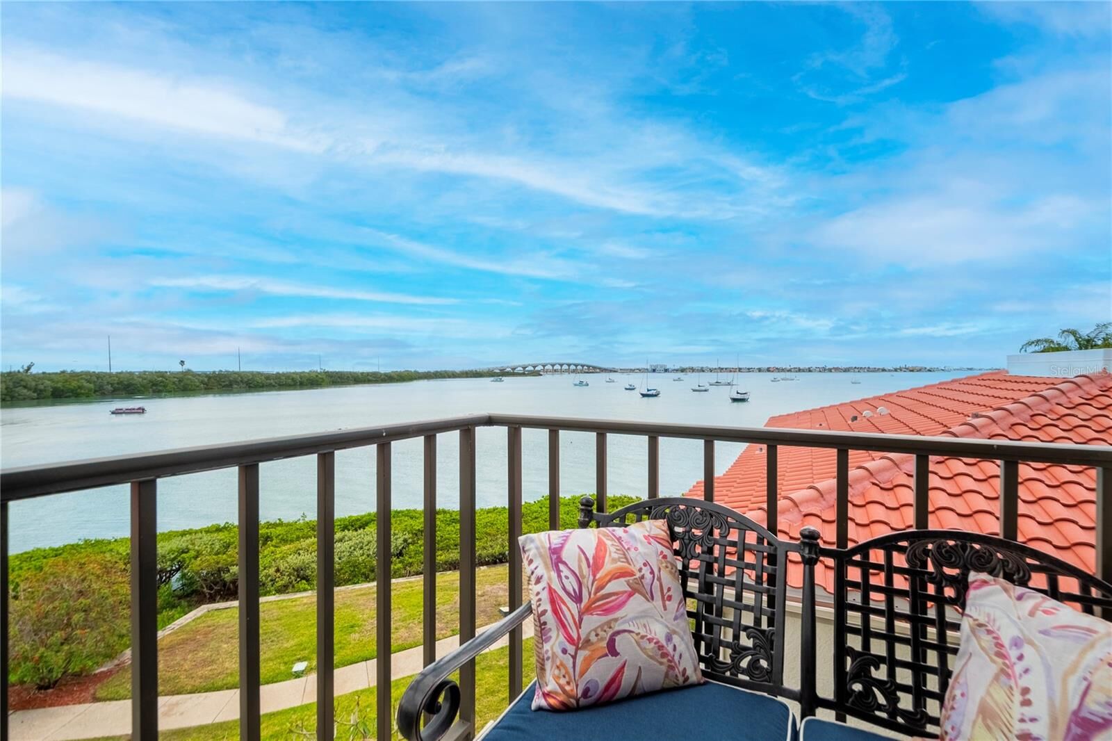 Property Photo: 6361 Bahia Del Mar Boulevard 308 FL 33715