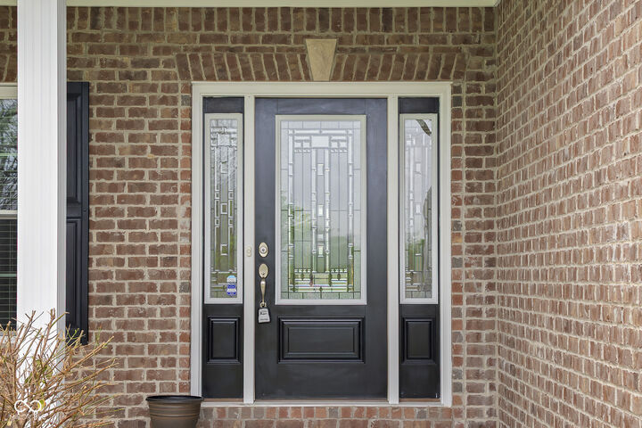 Property Photo: 2503 Violet Way IN 47201