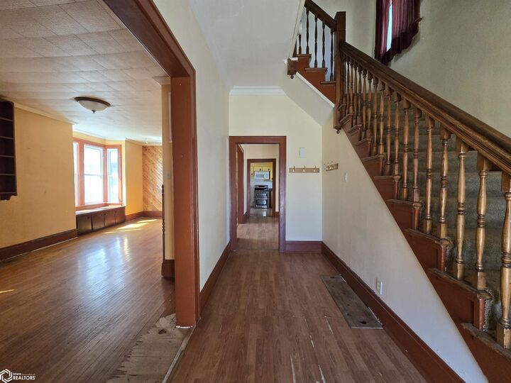 Property Photo:  1911 Orchard Street  IA 52601 