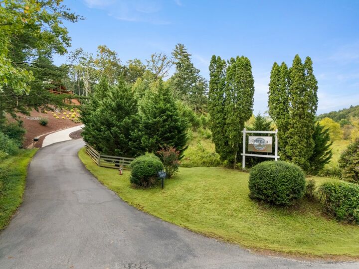 Property Photo: 1396 Deerfield Road GA 30582