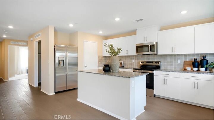 Property Photo:  1437 Noble Rein Drive  CA 92582 