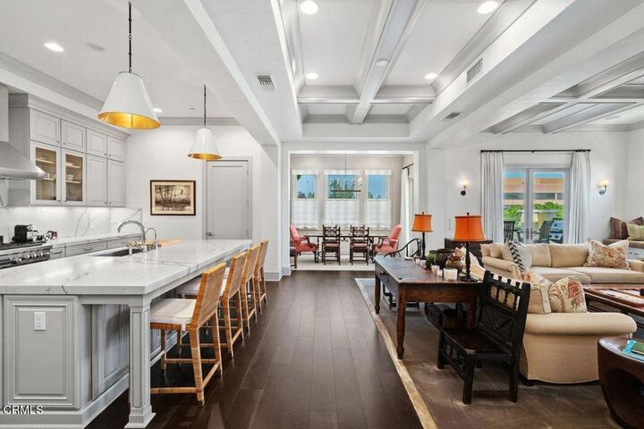 Property Photo: 100 S Orange Grove Boulevard 302 CA 91105