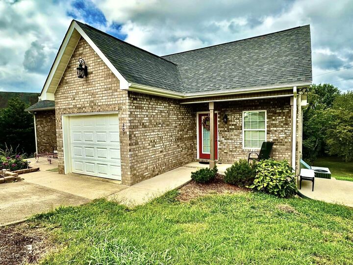 Property Photo: 1605 S Cannon Blvd E 201 TN 37160