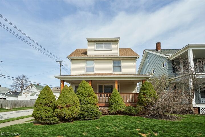 Property Photo:  2111 Wascana Avenue  OH 44107 