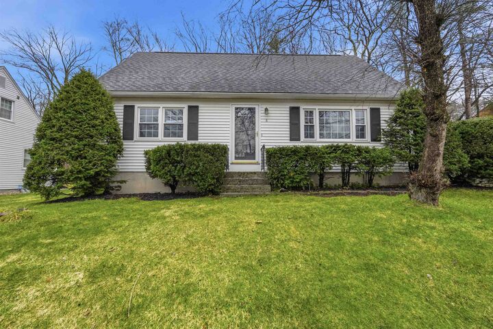 Property Photo: 8 Oakdale Avenue NH 03062