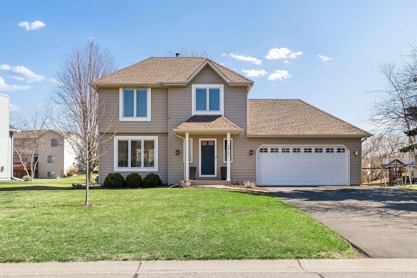 Property Photo:  3810 Alvarado Lane N  MN 55446 