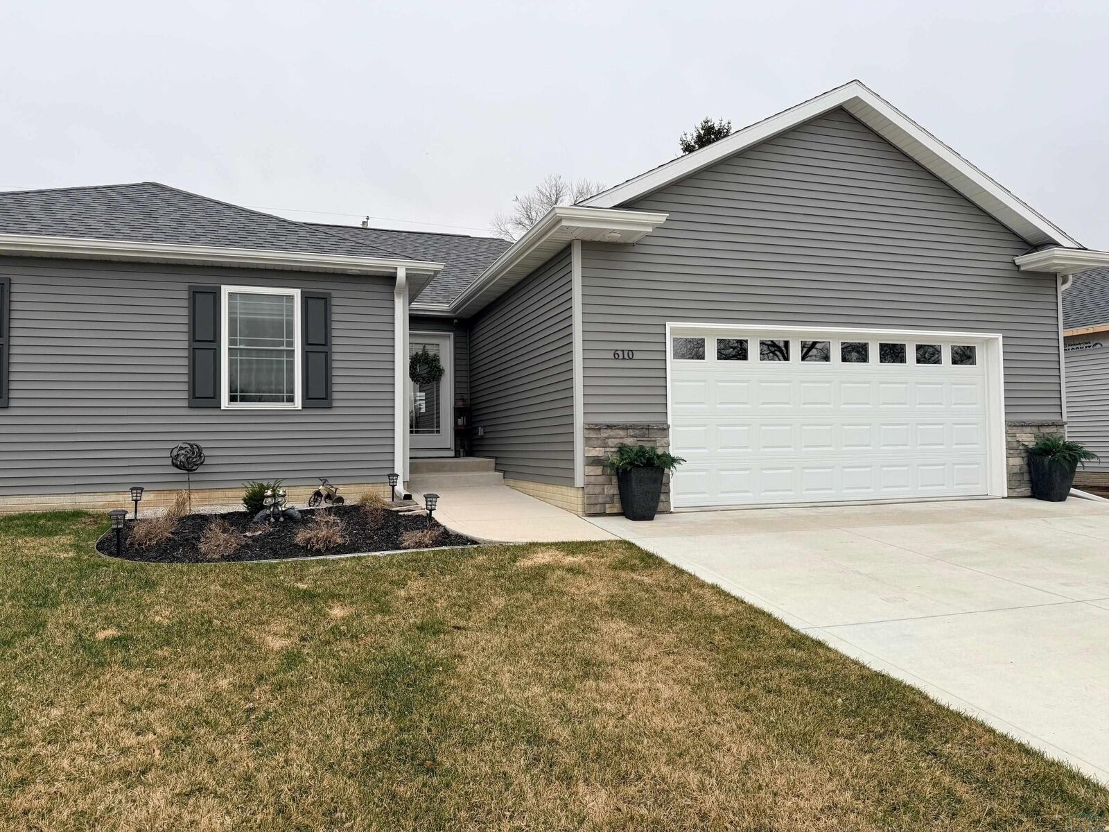 Property Photo:  610 Meredith Lane  IA 51039 