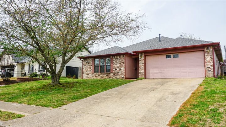 Property Photo:  1702 20th Street  AR 72758 
