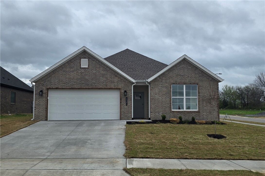 Property Photo:  2301 Presley Street  AR 72761 