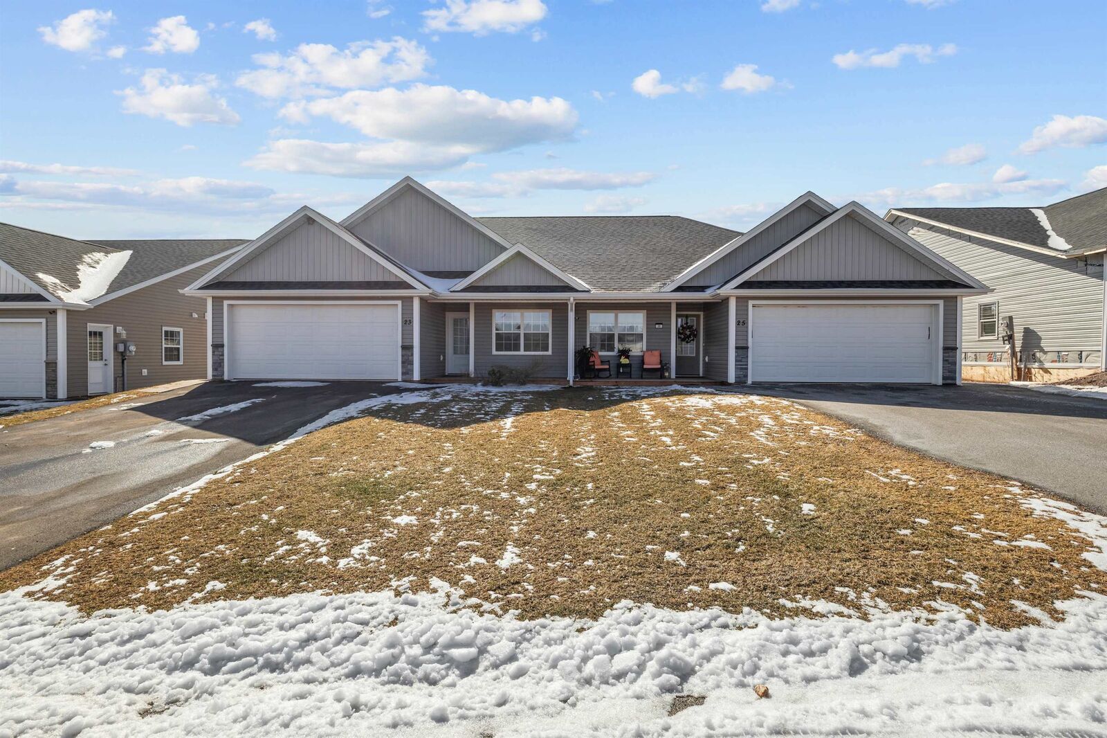 Property Photo:  25 Beech Hill Avenue  PE C1A 5G5 