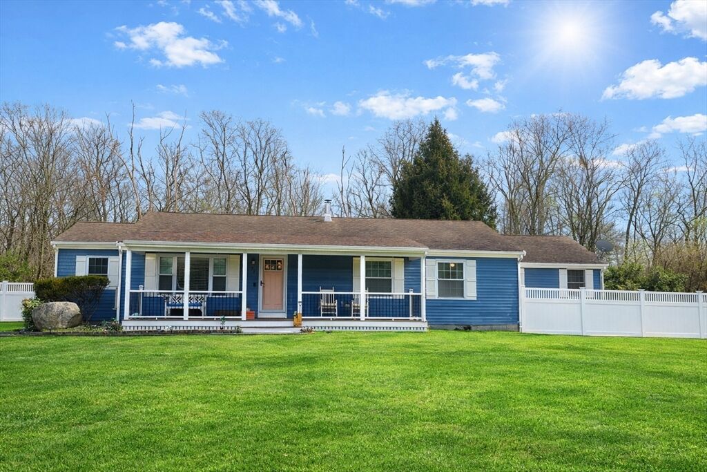 Property Photo:  72 Kevin Dr  RI 02878 