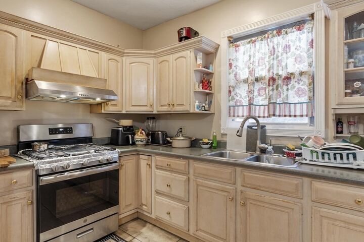 Property Photo: 51 High Rock St MA 01902