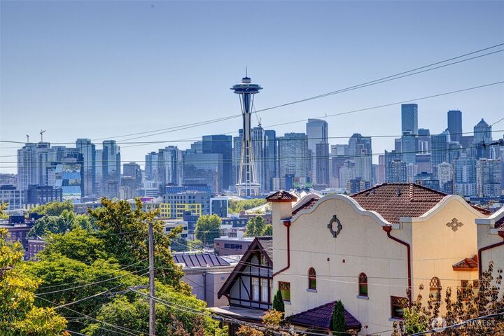 Property Photo: 500 W Olympic Place 301 WA 98119