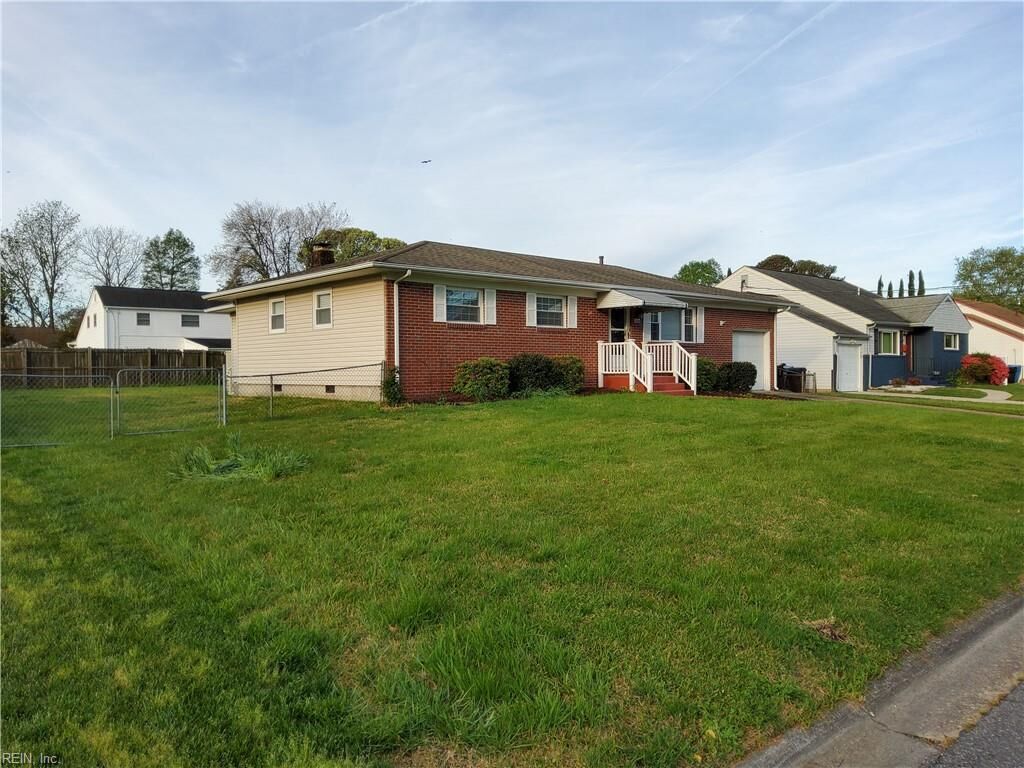Property Photo: 5809 Mojave Rd VA 23462