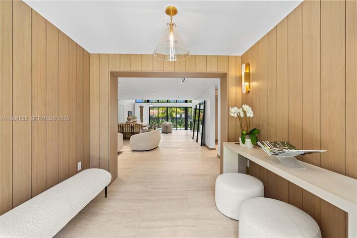 Property Photo:  525 NE 101 St  FL 33138 