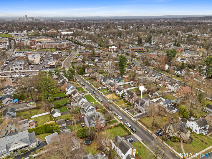 Property Photo:  37 Ellsworth Road  CT 06107 