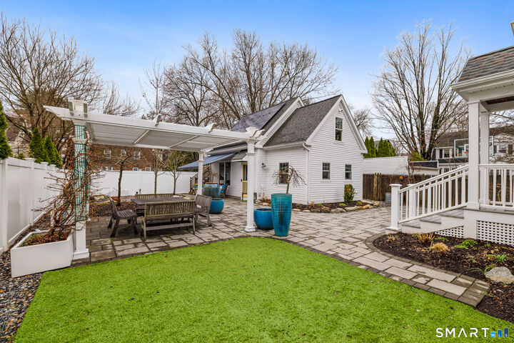 Property Photo: 37 Ellsworth Road CT 06107