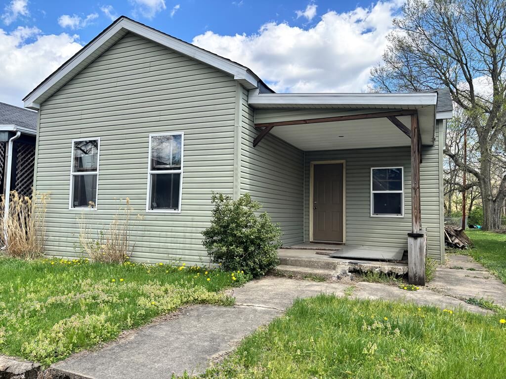 Property Photo:  91 &Amp 95 Sugar Street  OH 45601 