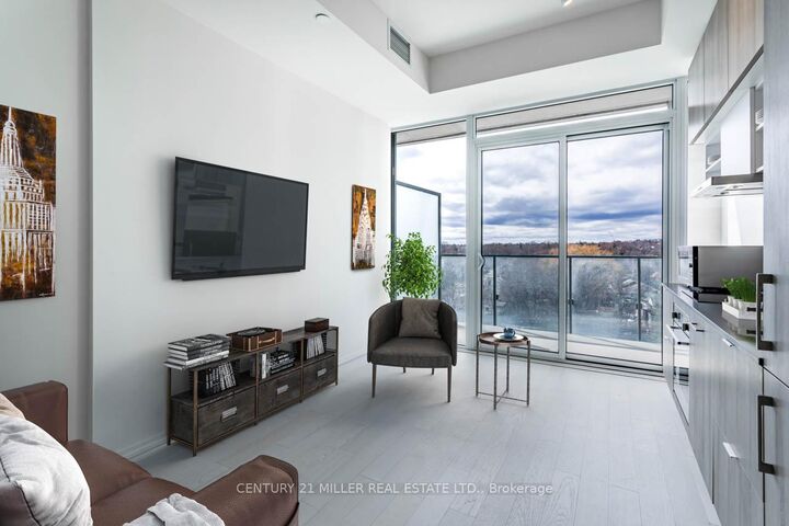 Property Photo:  8 Hillsdale Avenue E 927  ON M4S 0A2 