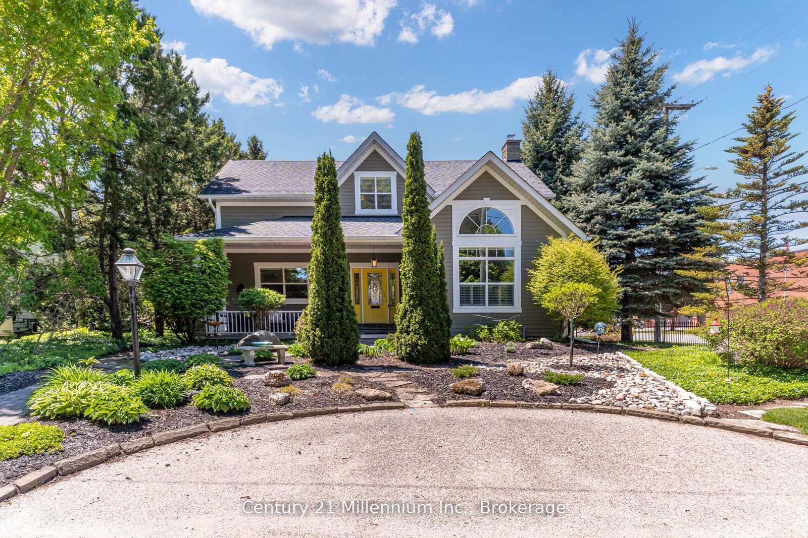 Property Photo: 210 Minnesota Street ON L9Y 3S5