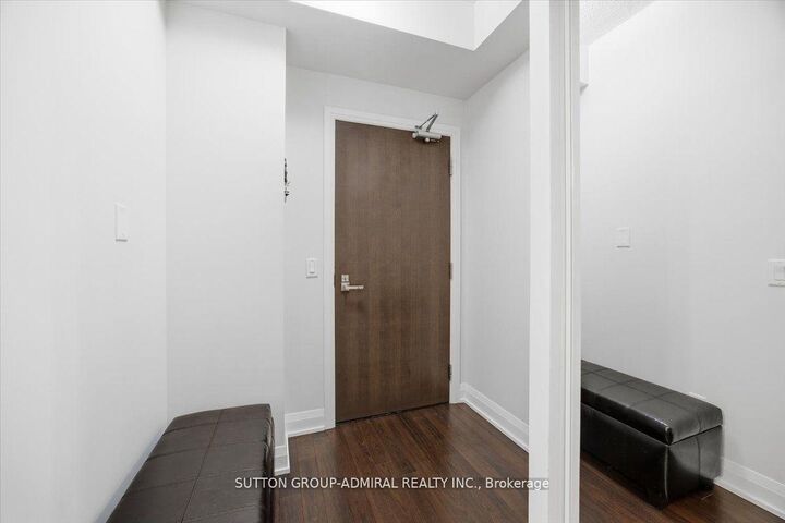 Property Photo:  95 North Park Road 204  ON L4J 0J1 