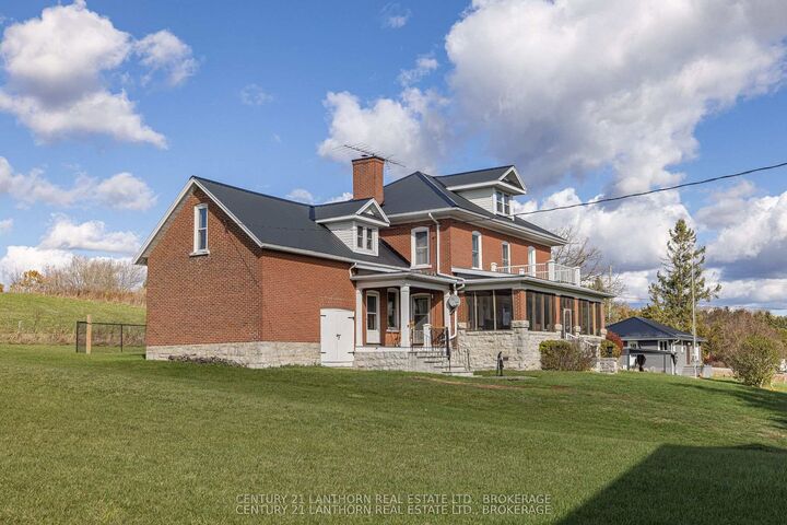 Property Photo: 530 Main Street ON K0K 2S0