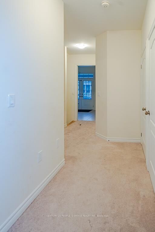 Photo de la propriété: 83 Robin Trail Robin Trail ON L9L 0E2